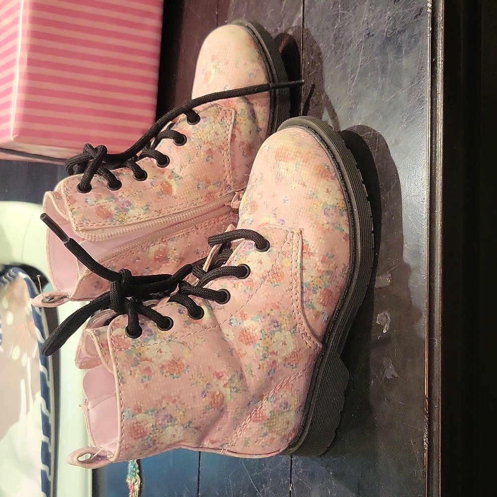 Girl Boots